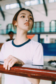 囚禁少女电影免费播放